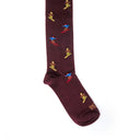 Dandy Street - Calze lunghe da uomo in caldo cotone bordeaux con sciatori colorati - Skier Bordeaux