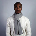Sciarpa da uomo reversibile blu e grigio melange in 100% cashmere – Dandy Street