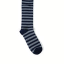 Calze da uomo in morbio cotone a righe orizzontali, un accessorio capace di valorizzare qualsiasi abbinamento con un tocco di personalità!