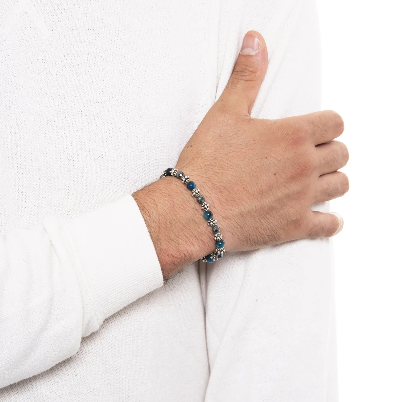 Dandy Street - shop online bracciali uomo di tendenza - bracciale elastico - bracciale uomo - bracciale pietre dure ematite occhio di tigre - Karev Dandy Street - shop online bracciali uomo di tendenza - bracciale elastico - bracciale uomo - bracciale pietre dure ematite occhio di tigre - Karev