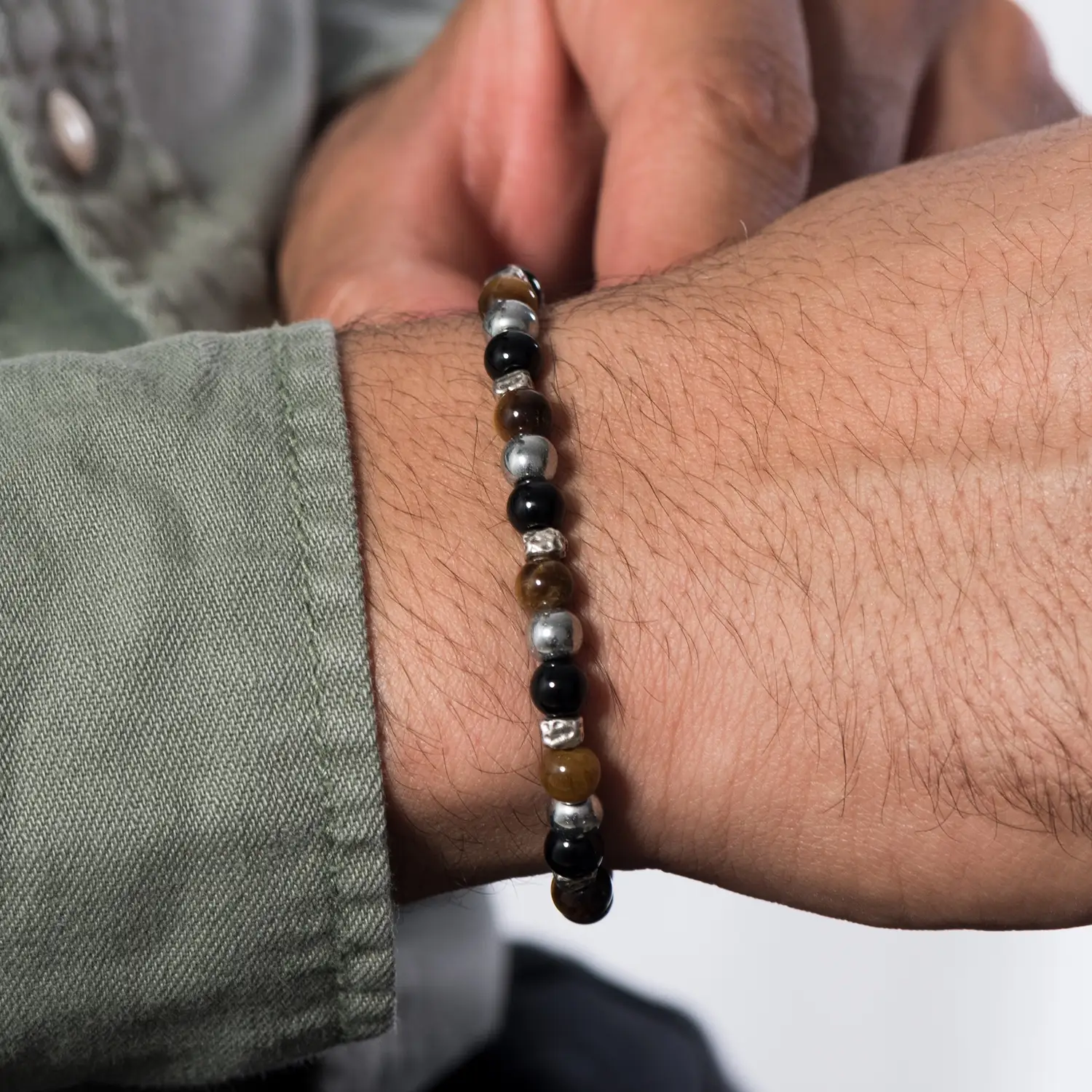 Dandy Street - shop online bracciali uomo di tendenza - bracciale elastico - bracciale uomo - bracciale pietre naturali occhio di tigre ematite onice - Pear Dandy Street - shop online bracciali uomo di tendenza - bracciale elastico - bracciale uomo - bracciale pietre naturali occhio di tigre ematite onice - Pear