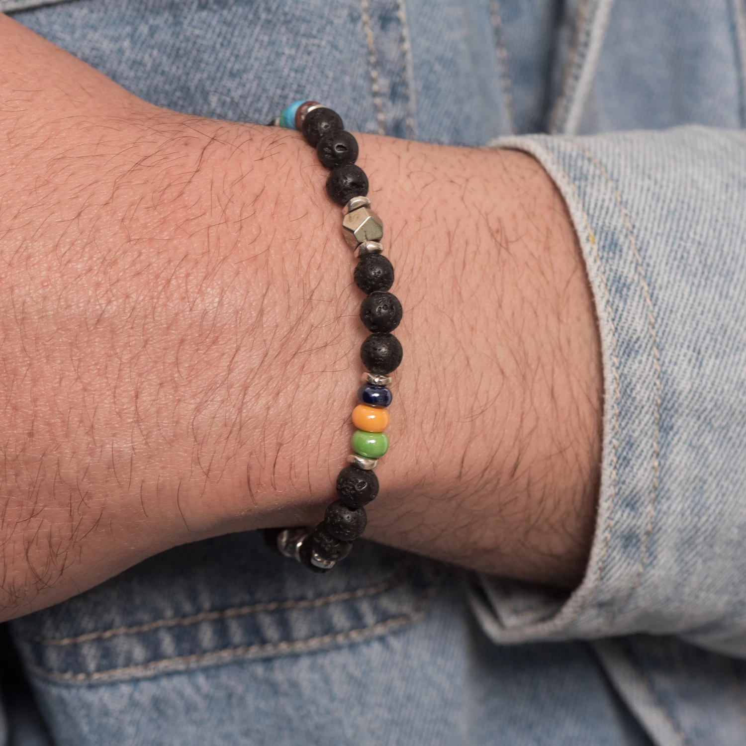 Dandy Street - shop online bracciali uomo di tendenza - bracciale elastico - bracciale estate con pietra lavica - Manitos Dandy Street - shop online bracciali uomo di tendenza - bracciale elastico - bracciale estate con pietra lavica - Manitos