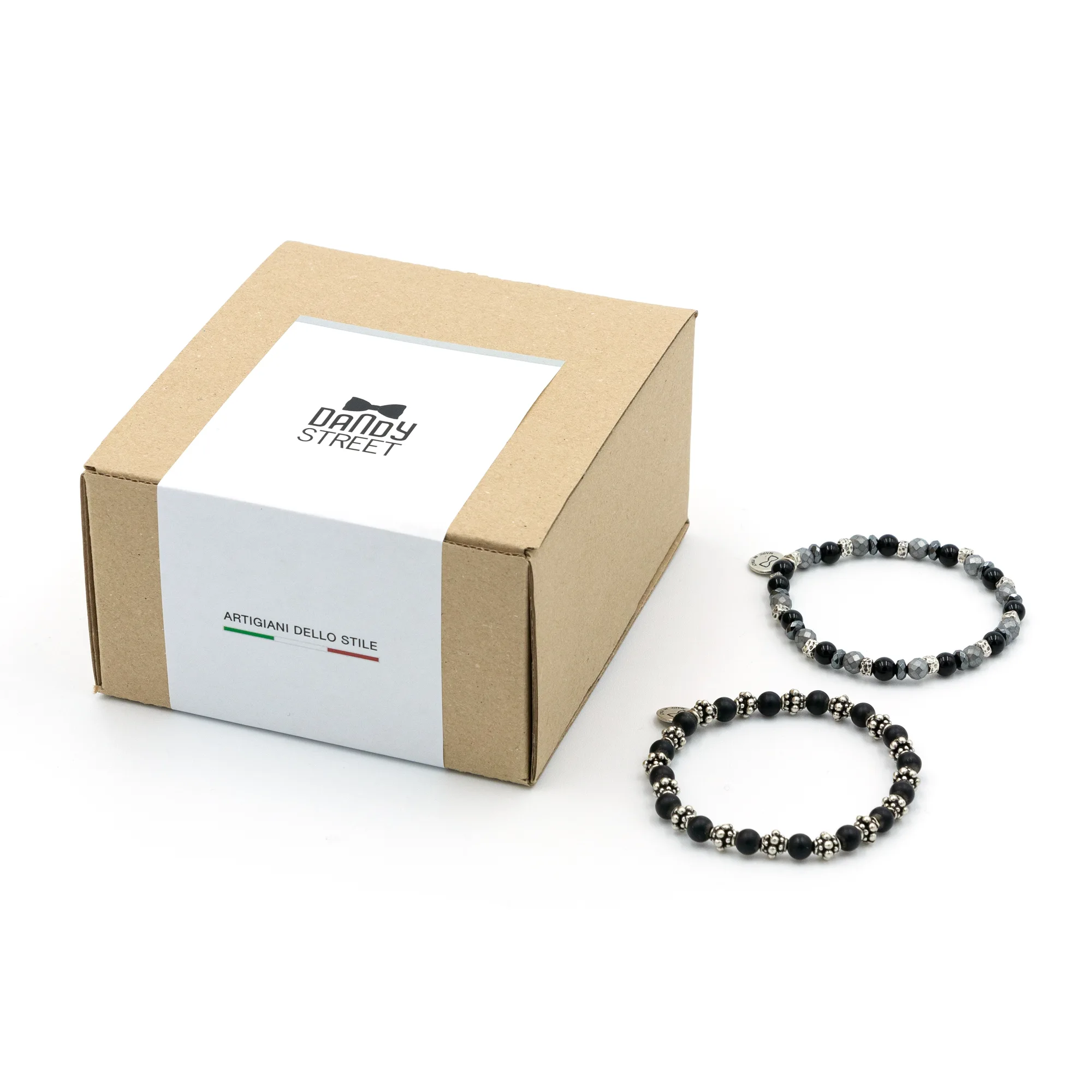 Dandy Street - shop online - accessori e gioielli uomo - set di due bracciali - Regalo da uomo per mostrare il tuo affetto - Gift Box #04 Dandy Street - shop online - accessori e gioielli uomo - set di due bracciali - Regalo da uomo per mostrare il tuo affetto - Gift Box #04
