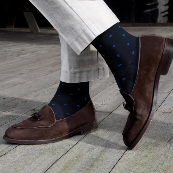 Dandy Street - shop online - accessori uomo calzini - calzini uomo - calze eleganti - Calze da uomo in filo di scozia con iniziali - Letter Socks