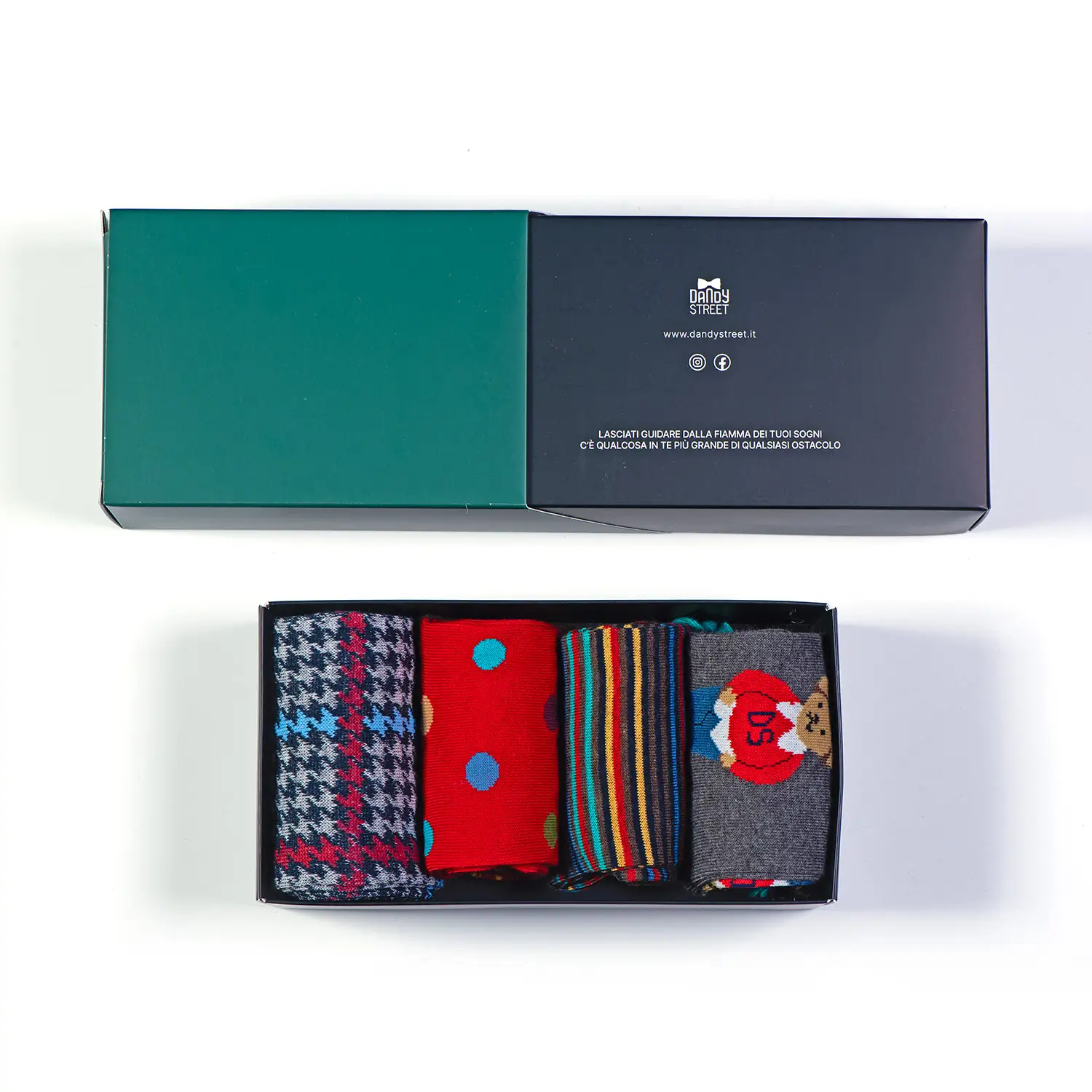 Dandy Street - shop online - accessori uomo - calzini uomo in cotone - Box calze con dettagli unici - Socks Box #28 Dandy Street - shop online - accessori uomo - calzini uomo in cotone - Box calze con dettagli unici - Socks Box #28