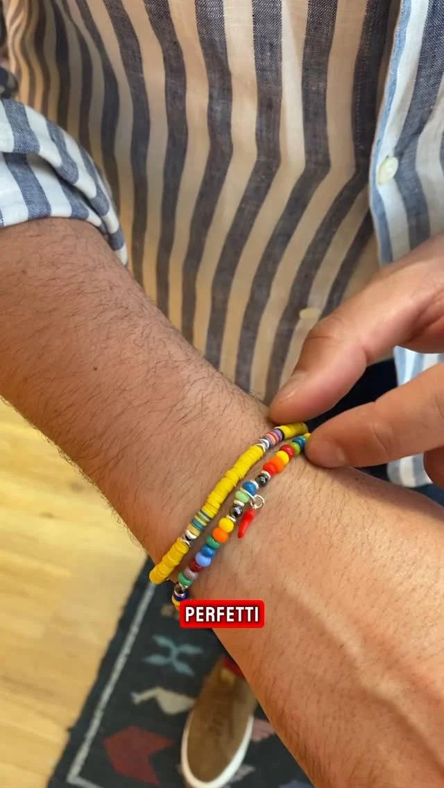 Per chi ama il colore!💛 (e la fortuna)

#dandystreetstyle #dandystreet #madeinitaly #handmade #handmadejewelry #jewelry #jewels #bracelet #summerlovin #italianstyle