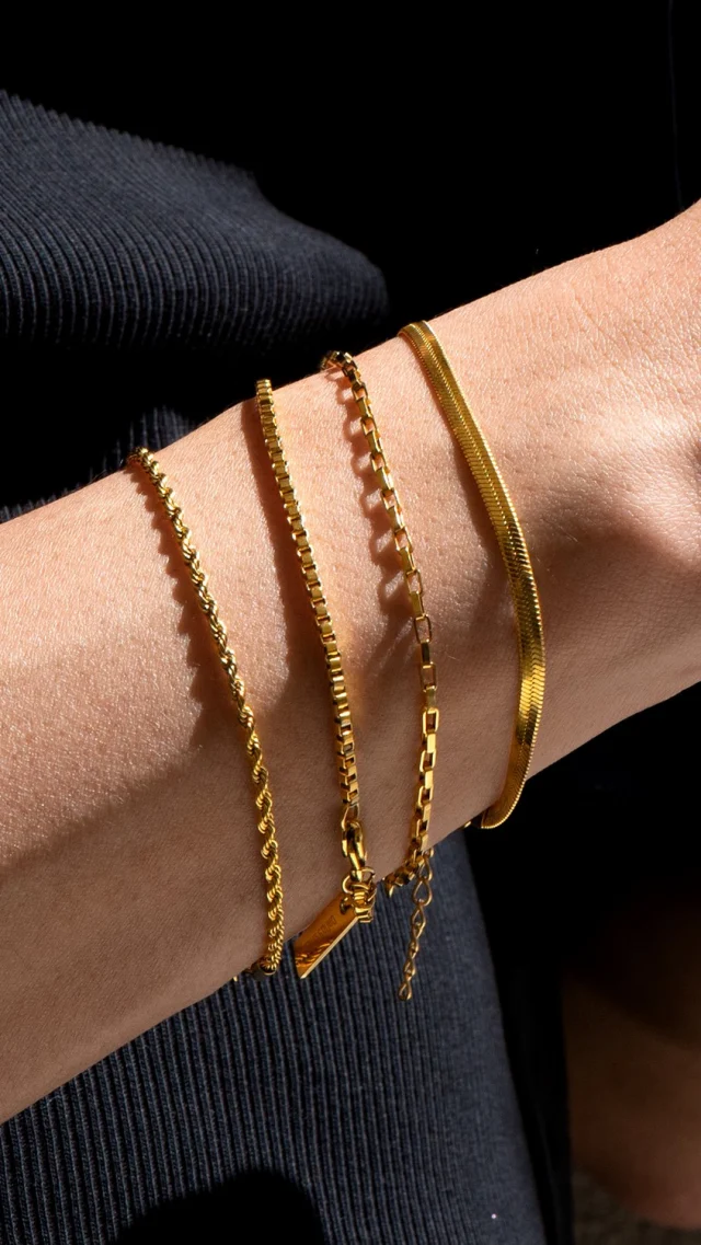 60% di sconto sul 3º prodotto nel carrello👀
Io ne approfitterei 😮‍💨

#dandystreetstyle #dandystreet #madeinitaly #handmade #handmadejewelry #jewelry #jewels #bracelet #necklace #promo