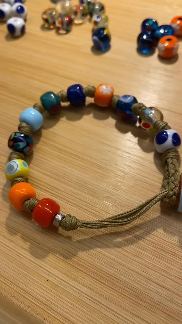 Un’esplosione di colori con Cimesin 😍

#dandystreetstyle #dandystreet #madeinitaly #handmade #handmadejewelry #jewelry #jewels #bracelet #venice